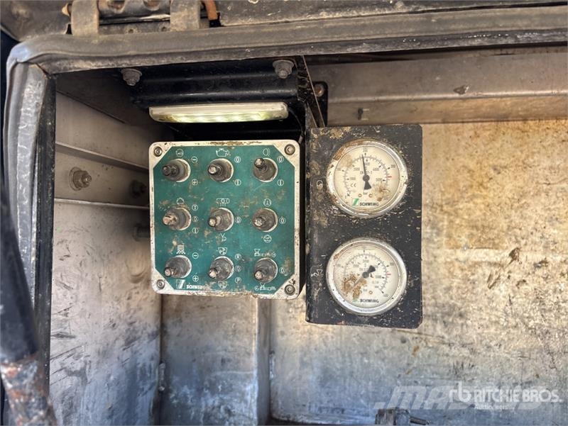 Mack MRU613 Camiones de concreto