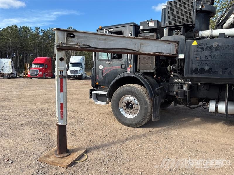 Mack MRU613 Camiones de concreto