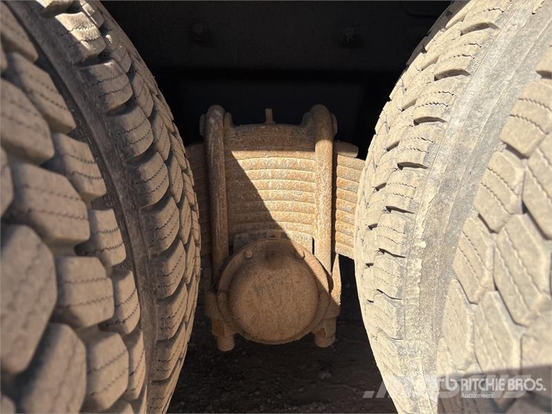 Mack MRU613 Camiones de concreto