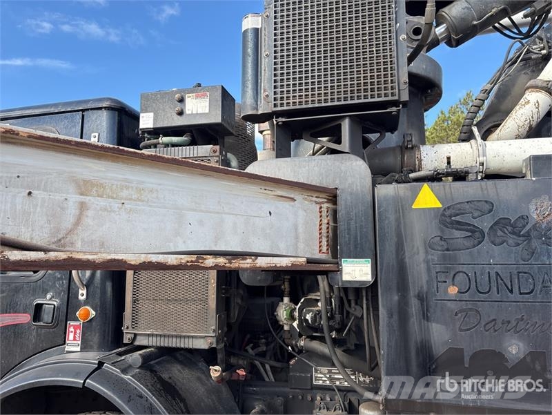 Mack MRU613 Camiones de concreto