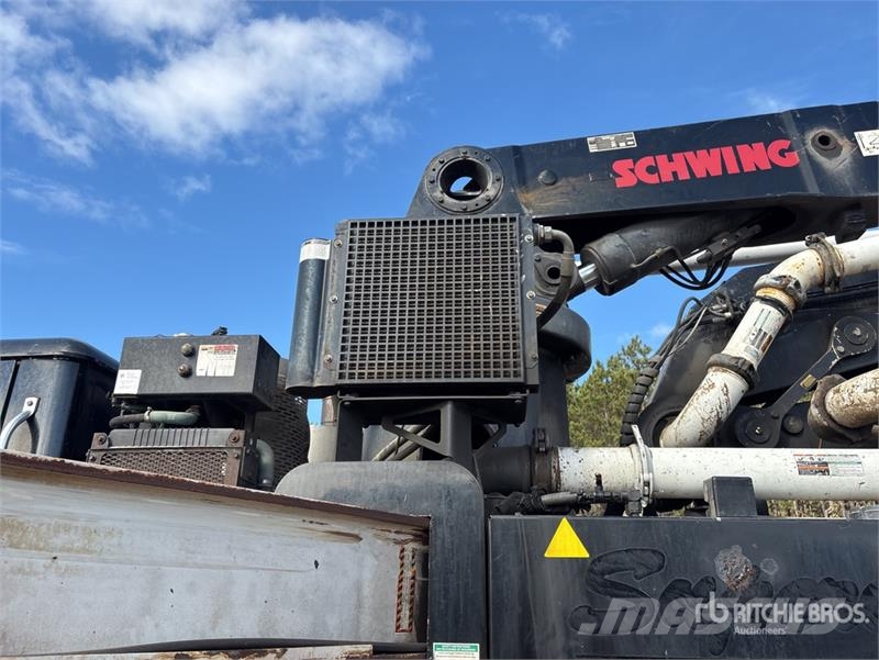 Mack MRU613 Camiones de concreto
