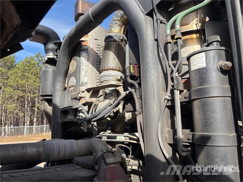 Mack MRU613 Camiones de concreto