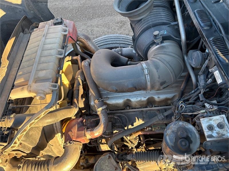 Mack T/A Sleeper Truck Tractor Trekkvogner