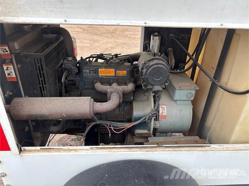 Magnum 6 kW Light Tower (Inoperable) Wieże oświetleniowe