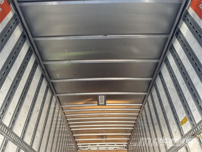 Manac 28 ft x 102 in Pup T/A Van Trailer Carrocería de caja