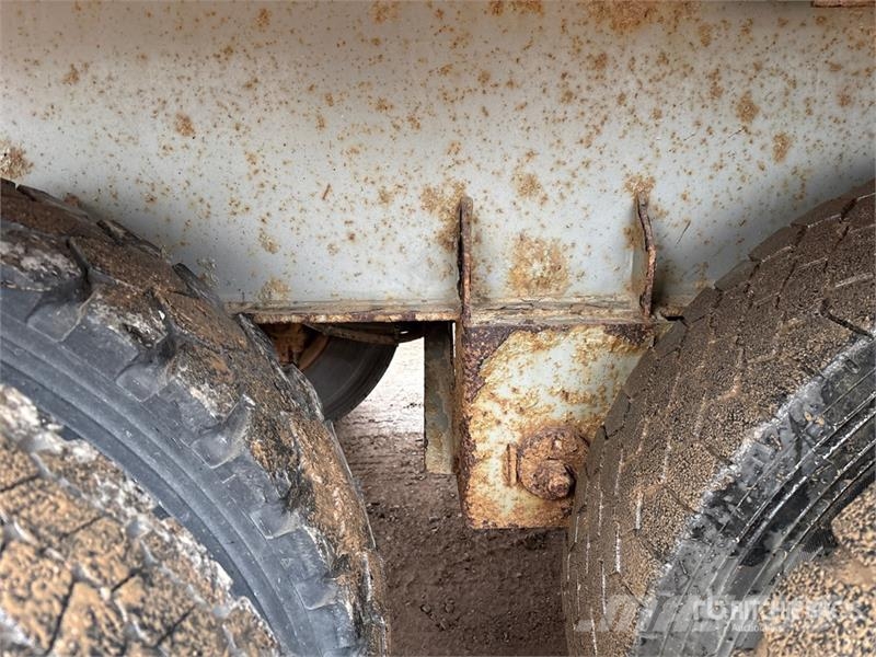 Manac 44226A 27 ft T/A End Dump Trailer Tipphengere