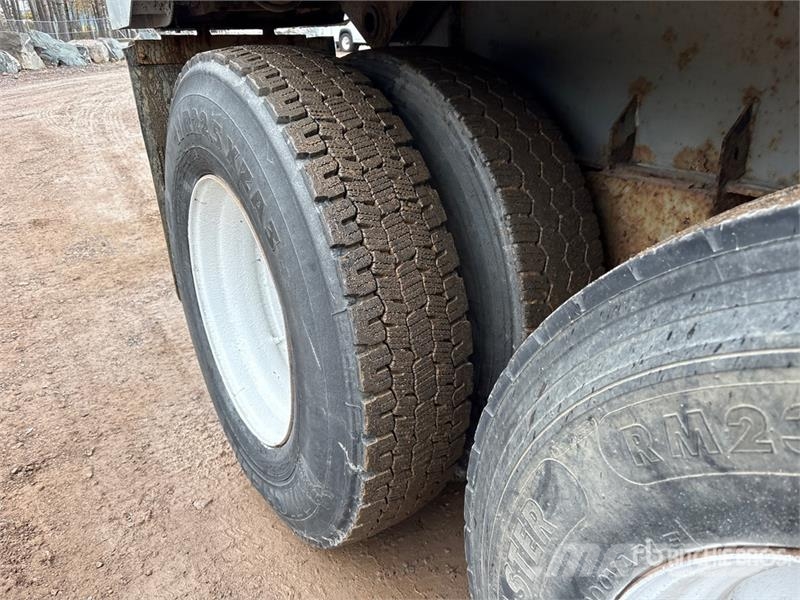 Manac 44226A 27 ft T/A End Dump Trailer Tipphengere