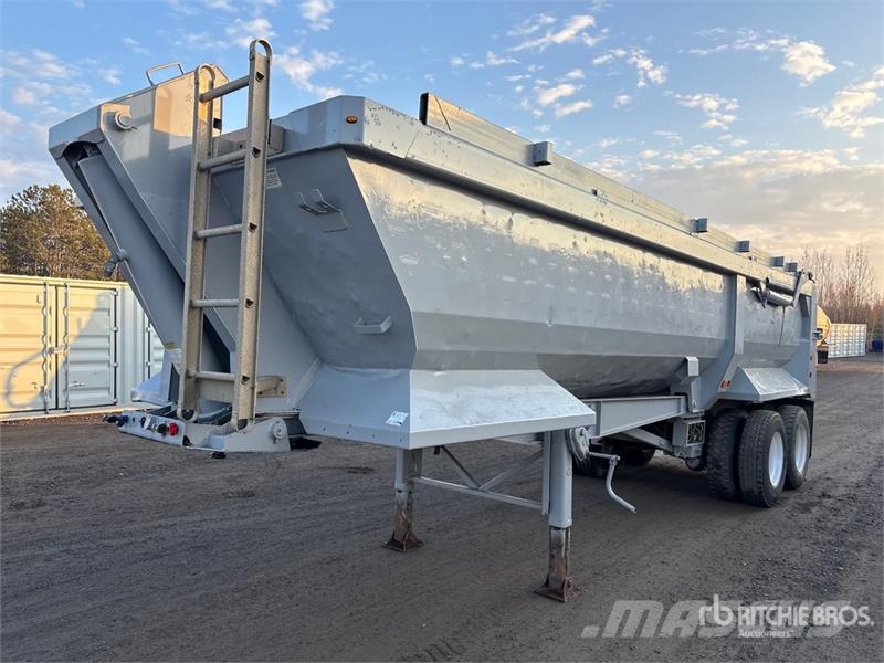 Manac 44226A 27 ft T/A End Dump Trailer Kipper