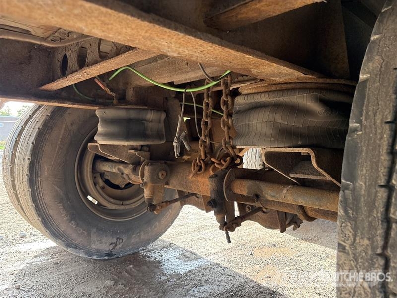 Manac 53 ft x 102 in Quad/A Open-Top Chip Trailer Remolques volquete para virutas de madera