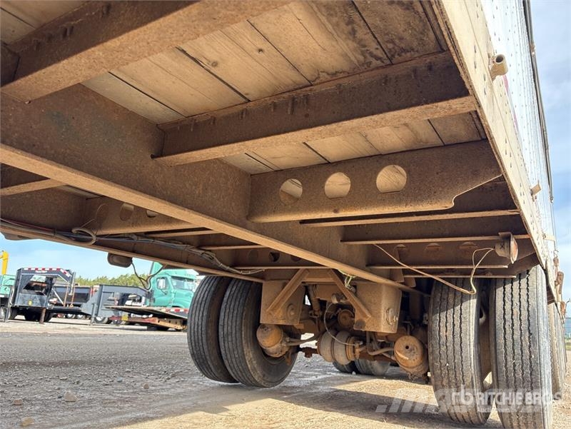 Manac 53 ft x 102 in Quad/A Open-Top Chip Trailer Remolques volquete para virutas de madera