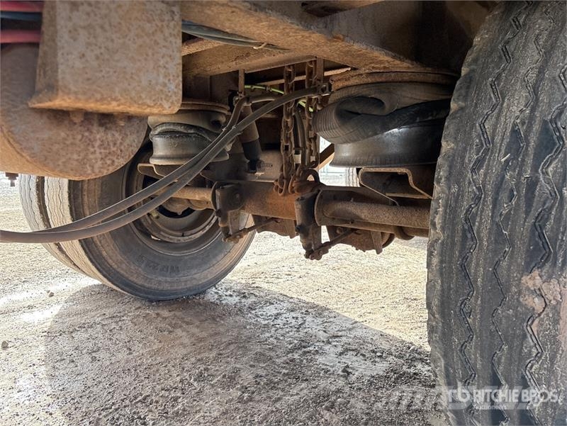 Manac 53 ft x 102 in Quad/A Open-Top Chip Trailer Remolques volquete para virutas de madera