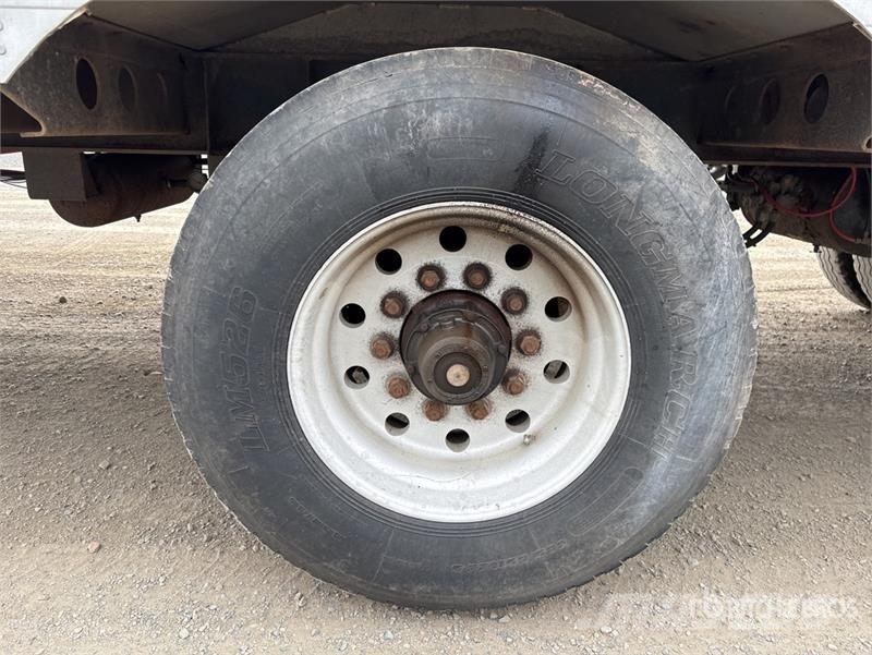 Manac 53 ft x 102 in Quad/A Open-Top Chip Trailer Ремаркета за дървени стърготини
