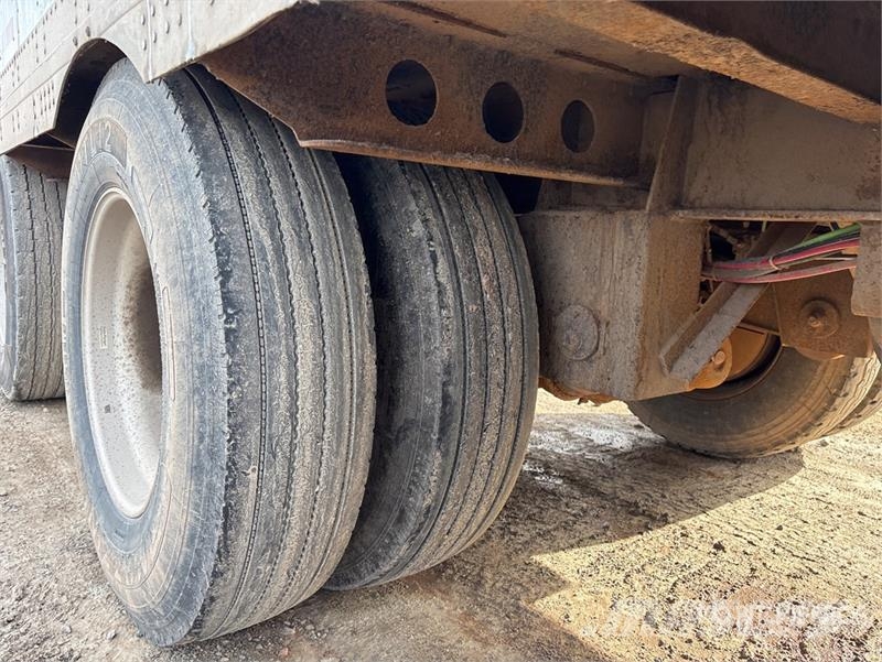 Manac 53 ft x 102 in Quad/A Open-Top Chip Trailer Remolques volquete para virutas de madera