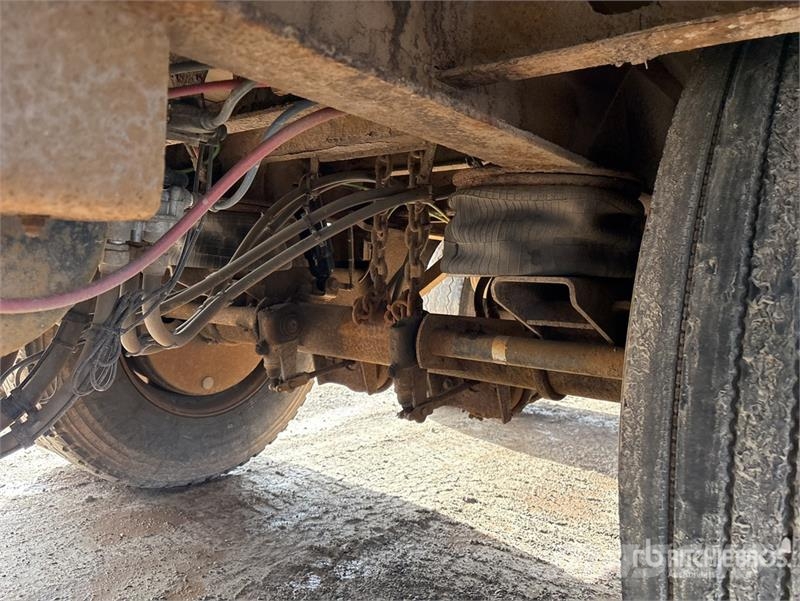 Manac 53 ft x 102 in Quad/A Open-Top Chip Trailer Remolques volquete para virutas de madera
