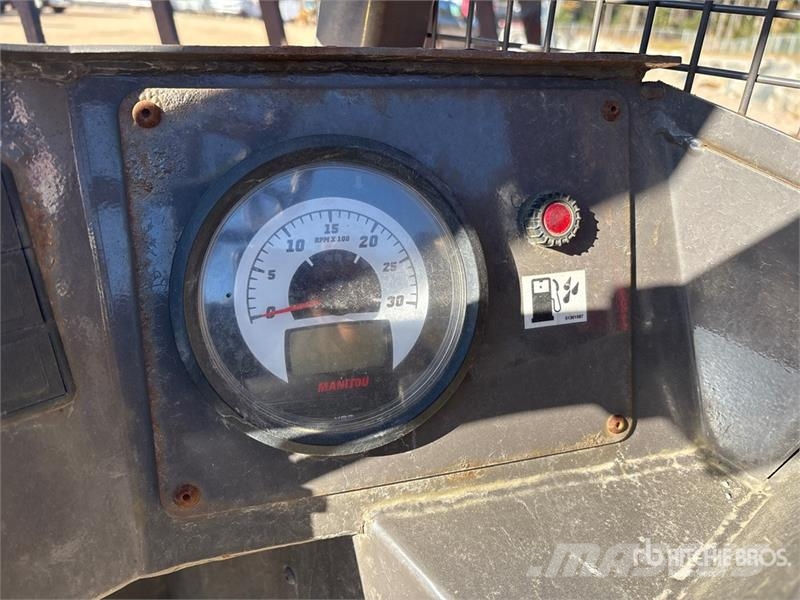 Manitou TMT55HT 5500 lb 3x3 Truck Mounted Forklift Meeneemheftrucks