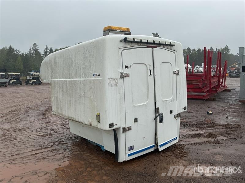Maranda Truck Cap Ohjaamot ja sisustat