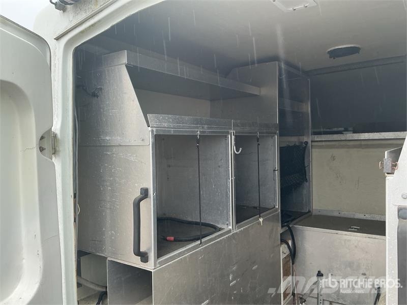 Maranda Truck Cap Ohjaamot ja sisustat