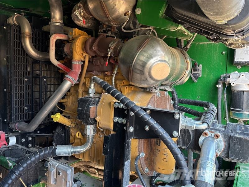 McCloskey R105 Tracked Screen Plant غرابيل
