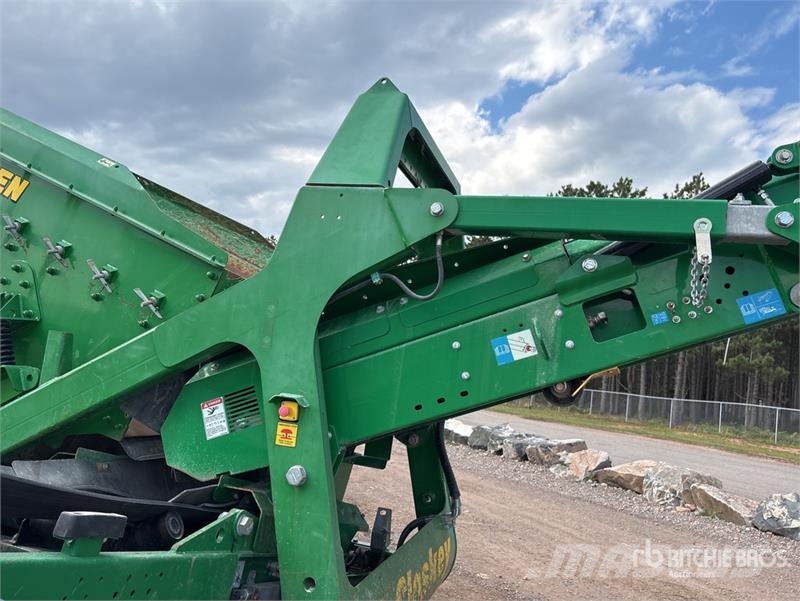 McCloskey R105 Tracked Screen Plant غرابيل