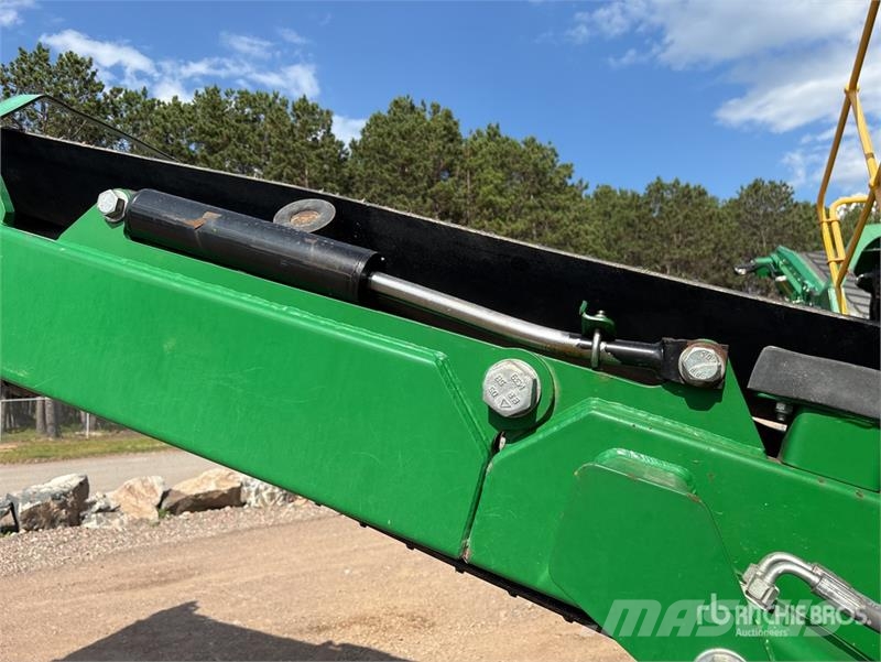 McCloskey R105 Tracked Screen Plant غرابيل