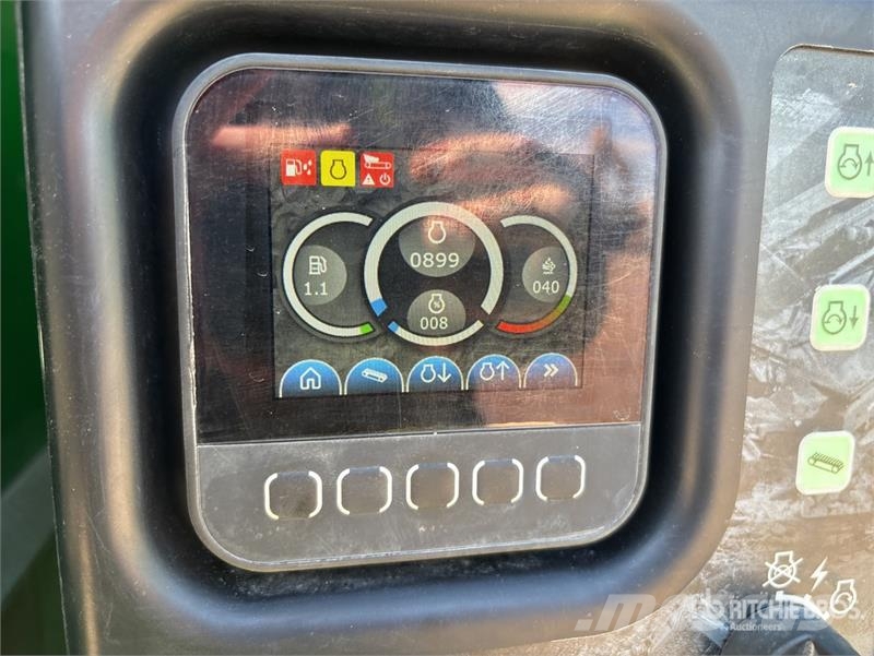 McCloskey R105 Tracked Screen Plant غرابيل