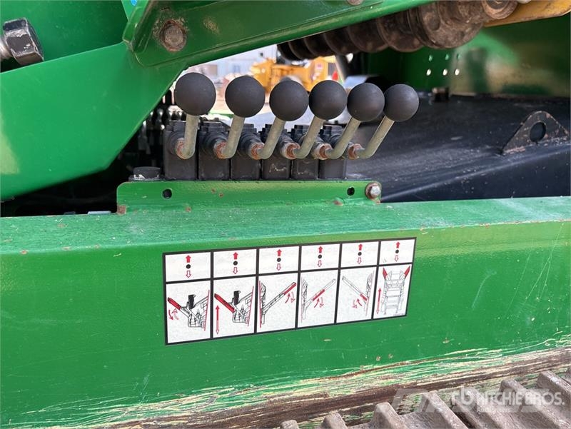 McCloskey R105 Tracked Screen Plant غرابيل