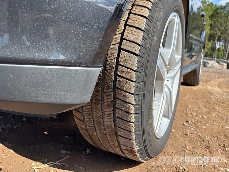 Mercedes-Benz ML320 Sõiduautod