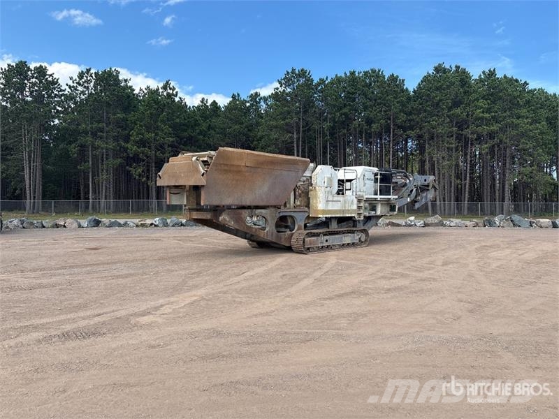 Metso LT105 Tracked Jaw Crushing Plant Komplett üzemek