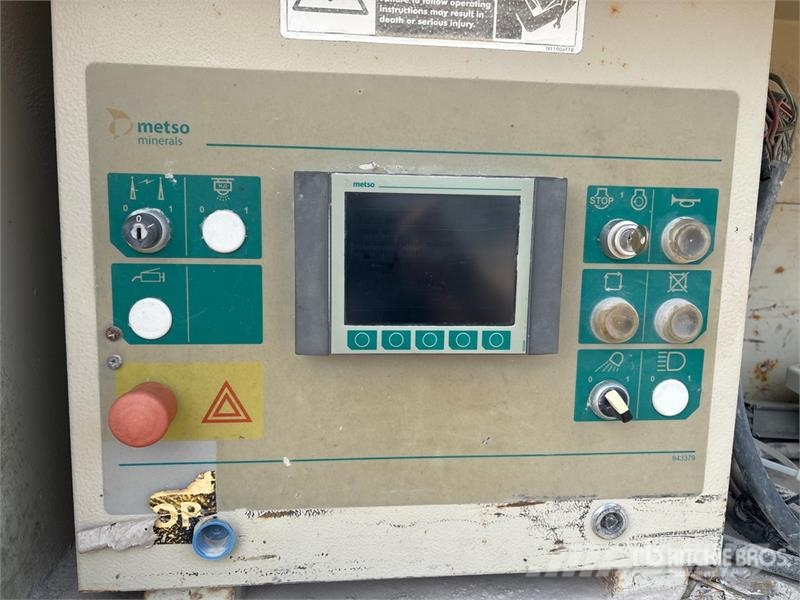 Metso LT105 Tracked Jaw Crushing Plant Komplett üzemek