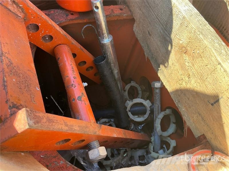  Misc: Gear معدات البناء - غير ذلك