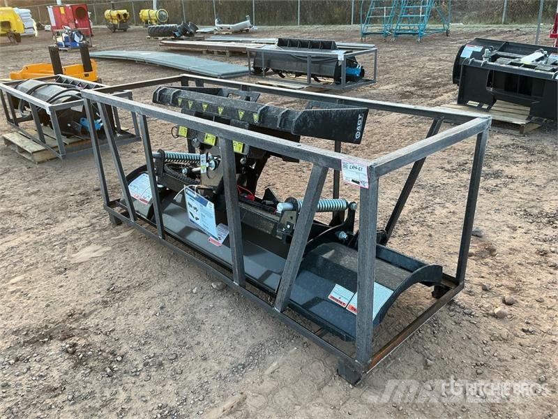  Mower King SPA84 84 in Skid Steer Dozer (Unused) Tolólapok
