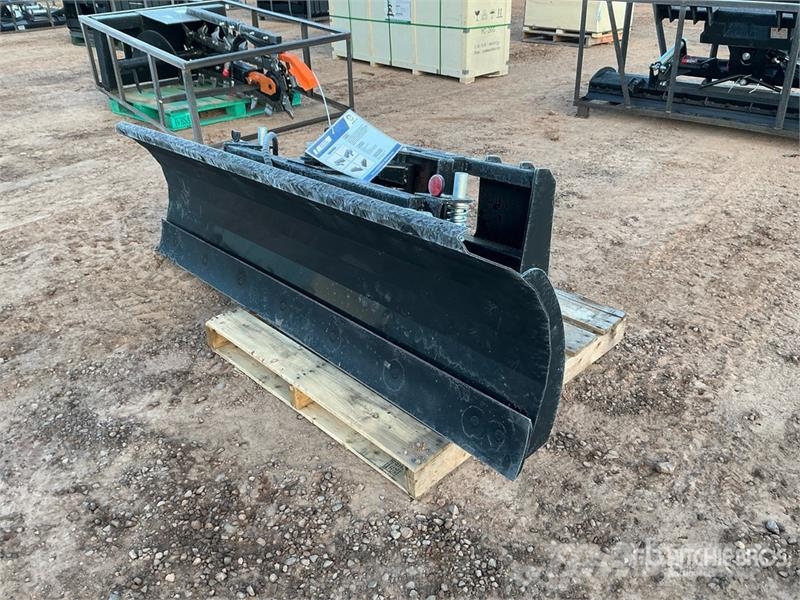  Mower King SPA84 84 in Skid Steer Dozer (Unused) Tolólapok