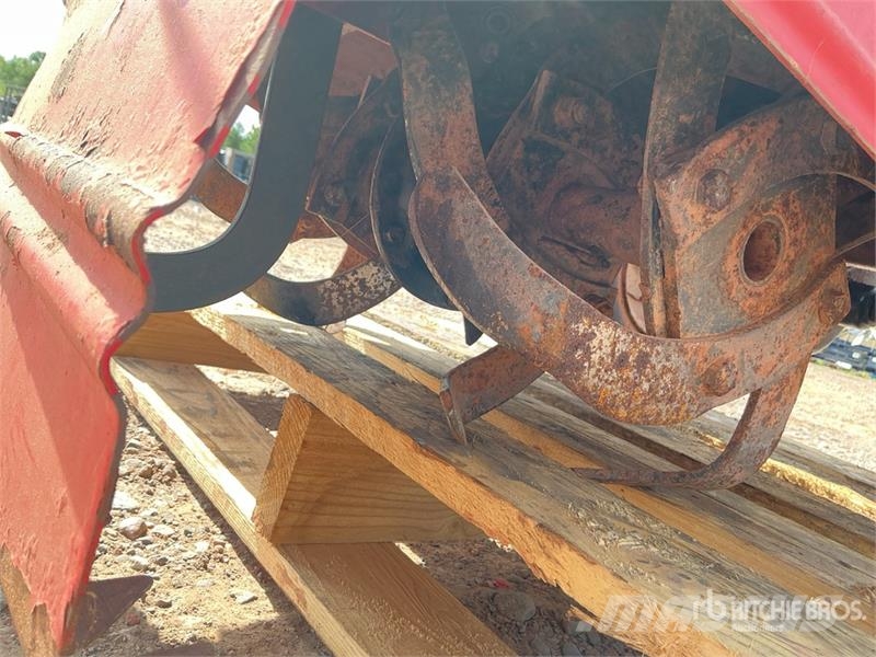 MTD Walk-Behind Rototiller (Inoperable) Rotorkopeggen / rototillers