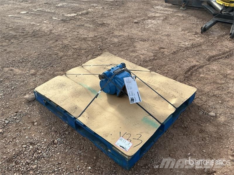 Muncie 82 Series 8 Bolt PTO w/ Air Shift Andre komponenter