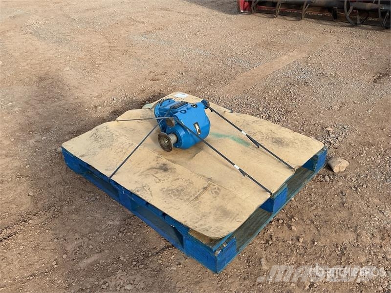 Muncie 82 Series 8 Bolt PTO w/ Air Shift Andre komponenter