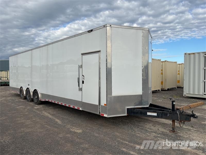  Nationcraft 36 ft Tri/A Enclosed Trailer Прицепы-фургоны