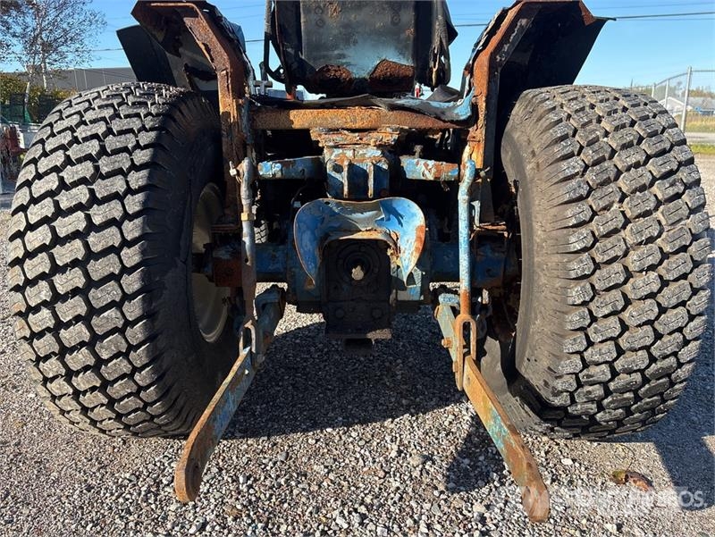 New Holland 1620 2WD Tractor 曳引機