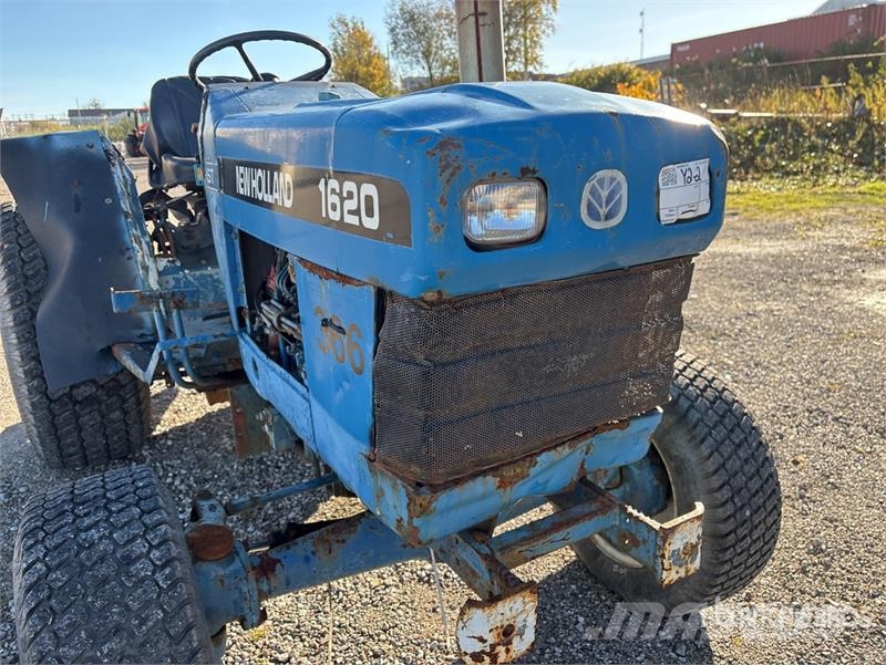 New Holland 1620 2WD Tractor 曳引機