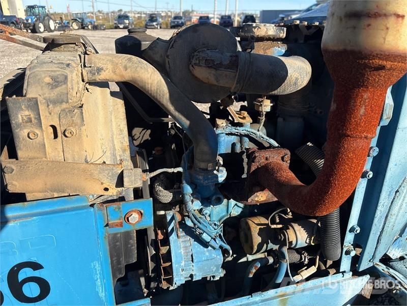 New Holland 1620 2WD Tractor 曳引機