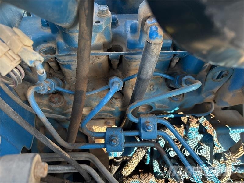 New Holland 1620 2WD Utility Tractor 小型曳引機