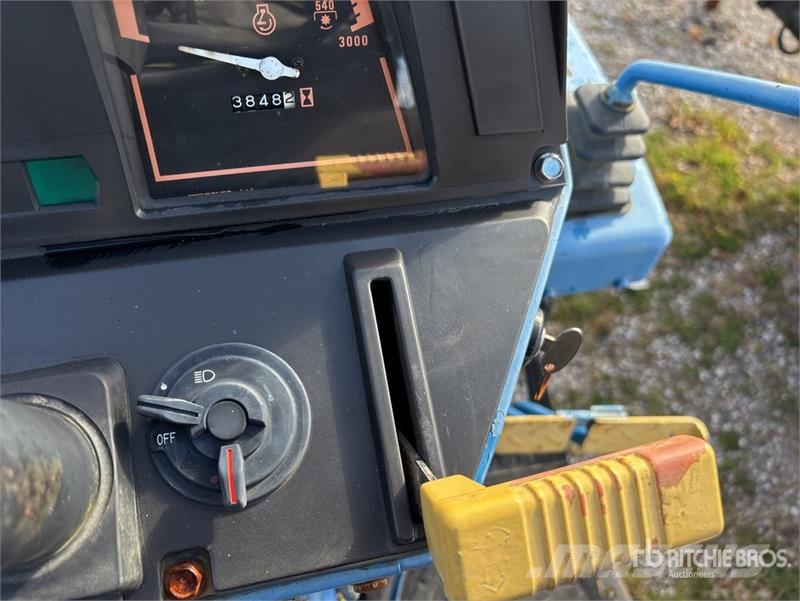 New Holland 1620 2WD Utility Tractor 小型曳引機