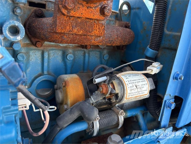 New Holland 1620 2WD Utility Tractor 小型曳引機