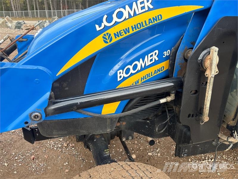 New Holland Boomer 3050 4WD Utility Tractor Kompaktni (mali) traktori
