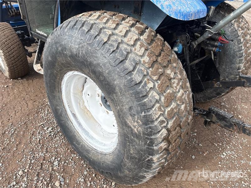 New Holland Boomer 3050 4WD Utility Tractor Kompaktni (mali) traktori
