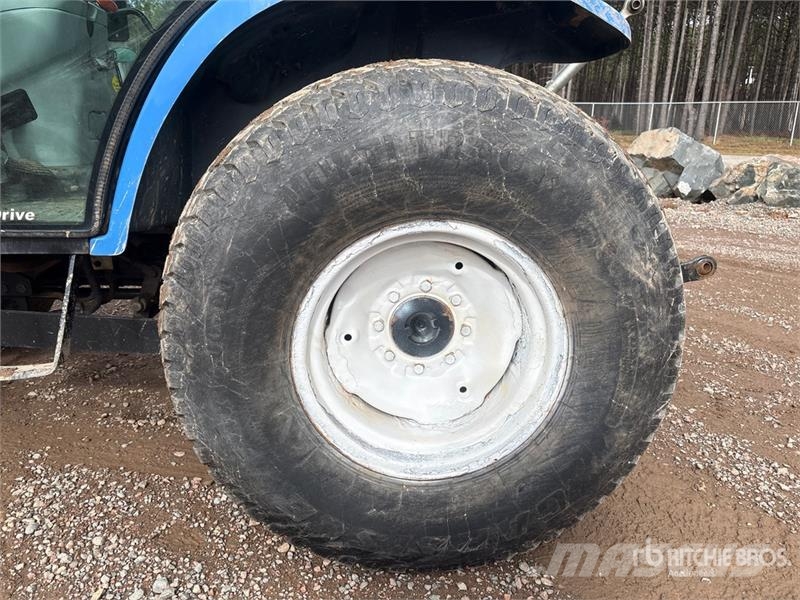 New Holland Boomer 3050 4WD Utility Tractor Kompaktni (mali) traktori