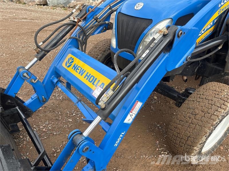 New Holland Boomer 3050 4WD Utility Tractor Kompaktni (mali) traktori