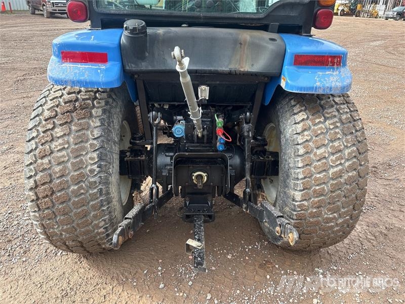 New Holland Boomer 3050 4WD Utility Tractor Kompaktni (mali) traktori