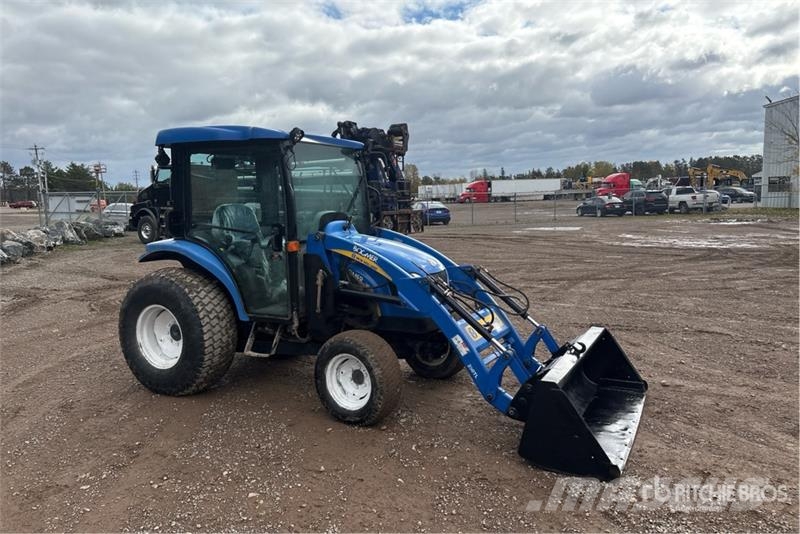 New Holland Boomer 3050 4WD Utility Tractor Kompaktni (mali) traktori