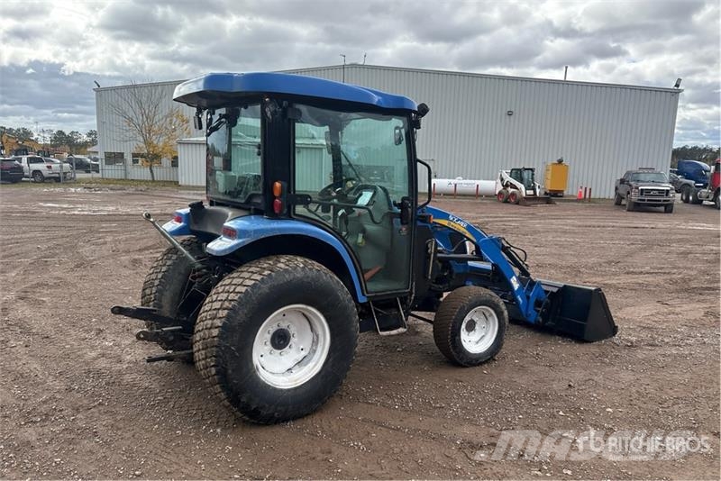 New Holland Boomer 3050 4WD Utility Tractor Kompaktni (mali) traktori