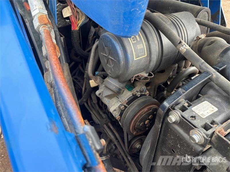 New Holland Boomer 3050 4WD Utility Tractor Kompaktni (mali) traktori